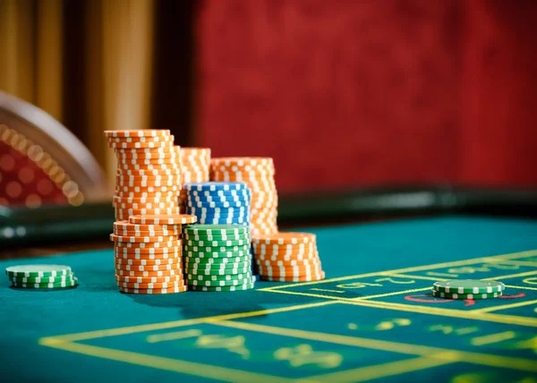 Android app and iOS web view side by side showing Jewels of Prosperity table interface